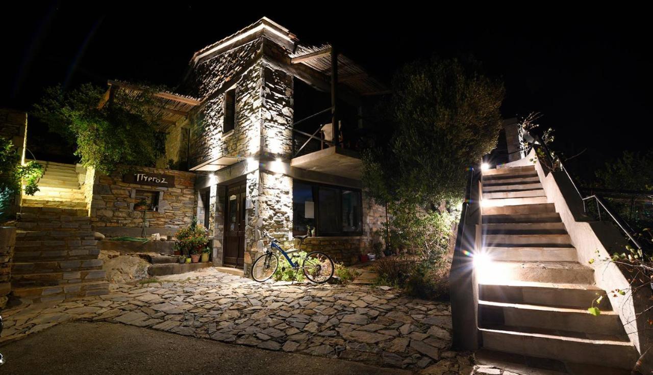 Pyrgos Traditional Village Agios Kirykos  Luaran gambar