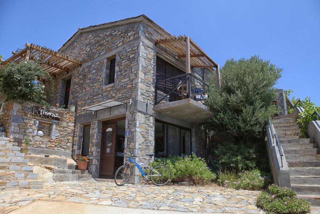 Pyrgos Traditional Village Agios Kirykos  Luaran gambar