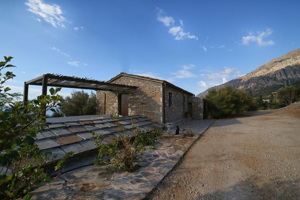 Pyrgos Traditional Village Agios Kirykos  Luaran gambar